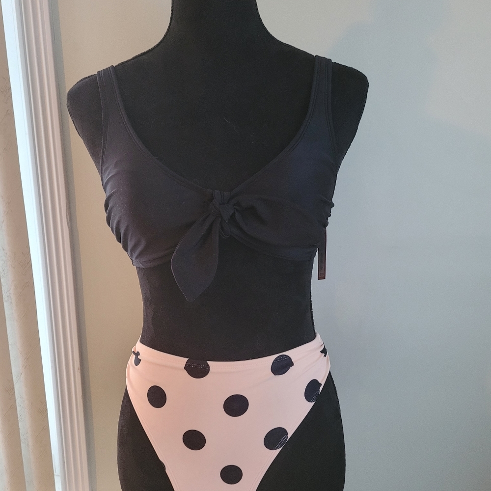 NWT Bikini Size Small